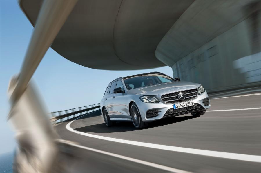  Mercedes-Benz E400 AMG Line Estate 2016 года  (фото 25 из 31)